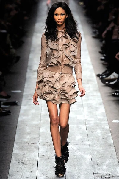 Look 14